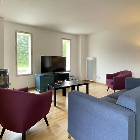 Lagouarde Holiday home *