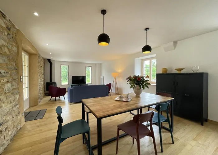 Lagouarde Holiday home *
